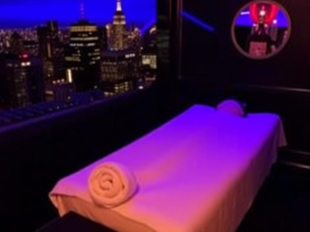 assage ny. Navigating Manhattan’s Intimate Nightlife Scenes фото